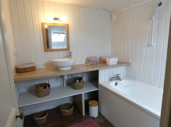 Angouleme quartier St Martin, adorable maison de ville 2 chb avec courette