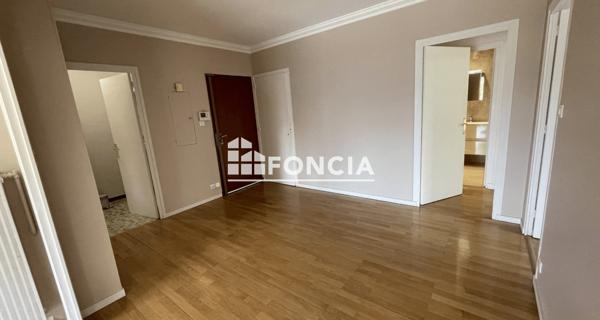 Location Appartement 4 pièces 101.71 m² - Meylan 38240
