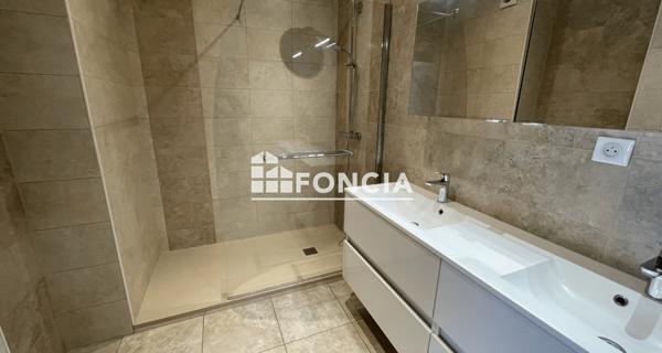 Location Appartement 4 pièces 101.71 m² - Meylan 38240
