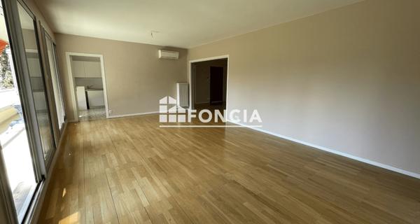 Location Appartement 4 pièces 101.71 m² - Meylan 38240