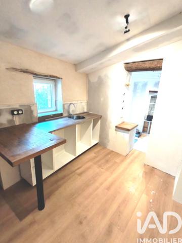 Maison à vendre 10 pièces 162 m² Saint-Martin-Lars-en-Sainte-Hermine