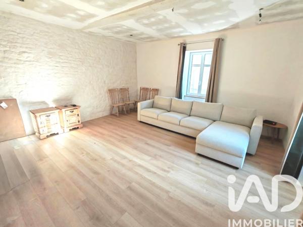 Maison à vendre 10 pièces 162 m² Saint-Martin-Lars-en-Sainte-Hermine