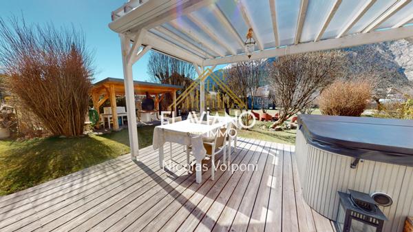 Jausiers (04850) Maison 315 m2