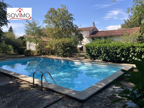 BELLE PROPRIÉTÉ DE CARACTÈRE À RESTAURER AVEC PARC ET PISCINE SUR 6428 M2