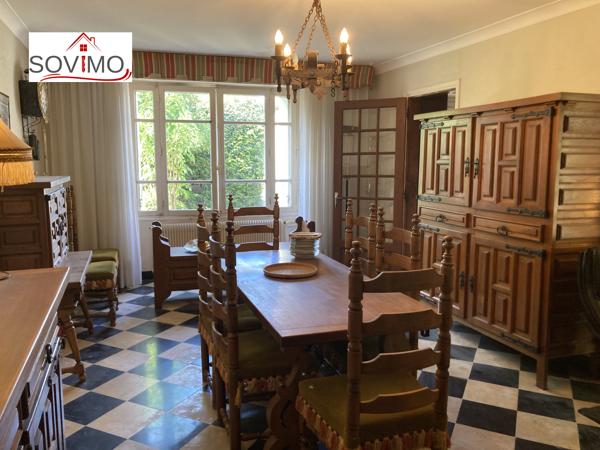BELLE PROPRIÉTÉ DE CARACTÈRE À RESTAURER AVEC PARC ET PISCINE SUR 6428 M2