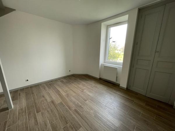 Maison Nexon - 5 pièce(s) - 134.93 m2 (ref 607)