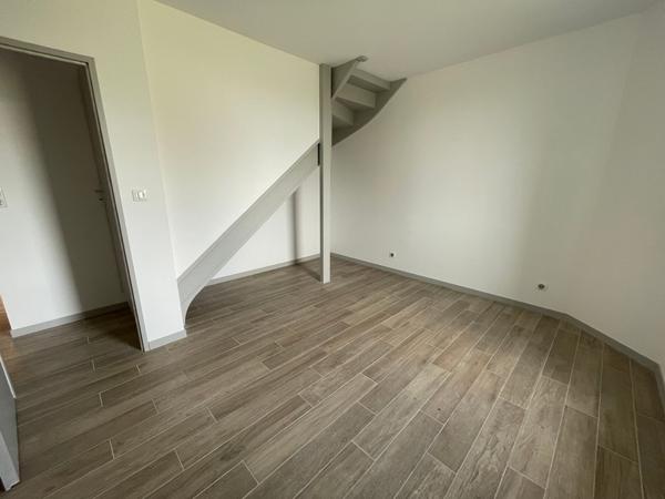Maison Nexon - 5 pièce(s) - 134.93 m2 (ref 607)