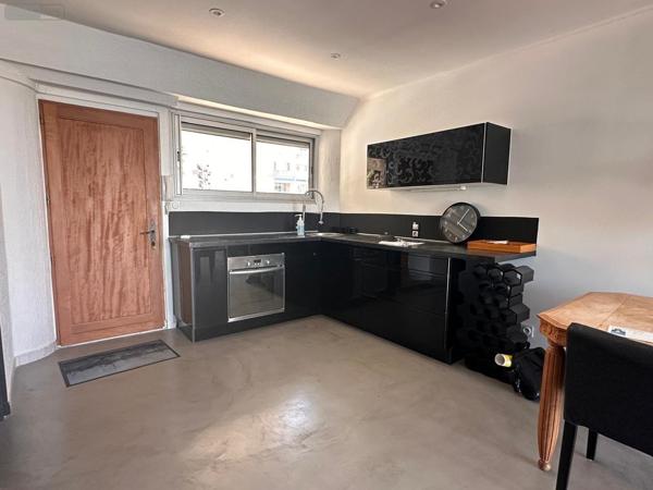 Appartement à vendre à Toulon dans le Var (83000), ref : 14517/521   
PORT DE PLAISANCE