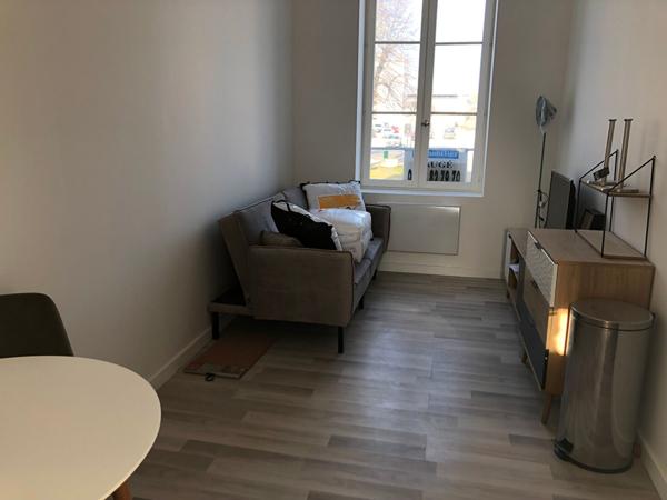 Appartement meublé à Baugé en Anjou, 1 pièce, 17.80 m2