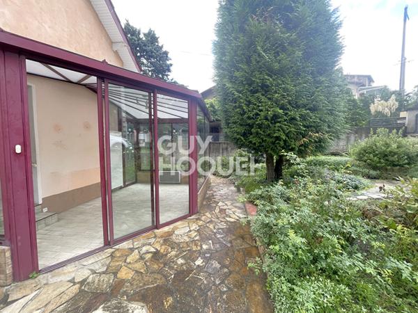 Maison de 89 m² sur une parcelle de 390 m²