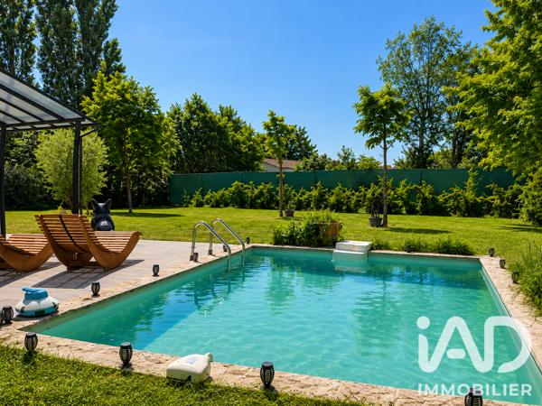 Maison à vendre 4 pièces 88 m² Saint-Saturnin-lès-Avignon