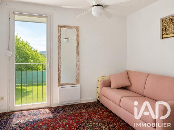 Maison à vendre 4 pièces 88 m² Saint-Saturnin-lès-Avignon
