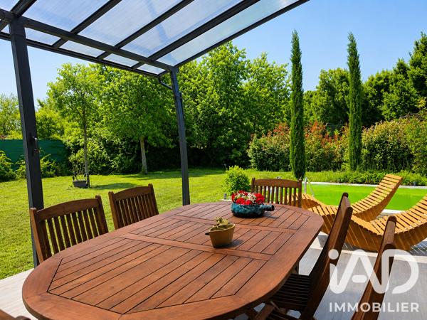 Maison à vendre 4 pièces 88 m² Saint-Saturnin-lès-Avignon