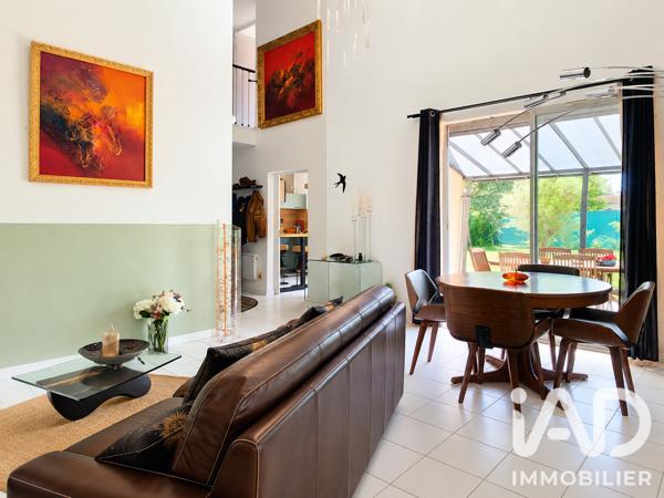 Maison à vendre 4 pièces 88 m² Saint-Saturnin-lès-Avignon