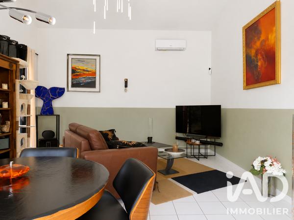 Maison à vendre 4 pièces 88 m² Saint-Saturnin-lès-Avignon