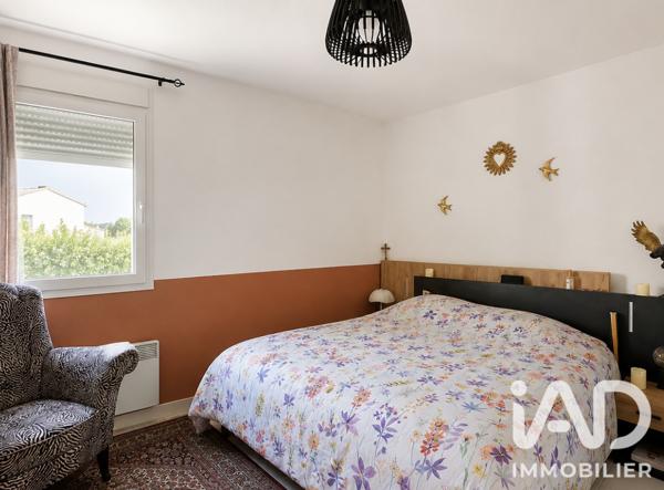 Maison à vendre 4 pièces 88 m² Saint-Saturnin-lès-Avignon