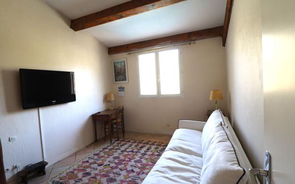 Maison à vendre    5 pièces • 136 m2 Contes