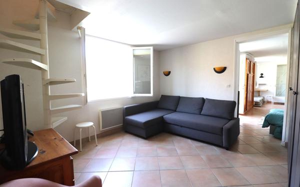 Maison à vendre    5 pièces • 136 m2 Contes