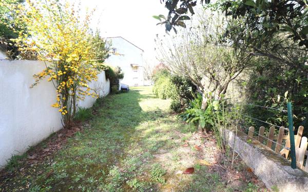 Maison à vendre    5 pièces • 136 m2 Contes