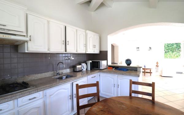 Maison à vendre    5 pièces • 136 m2 Contes