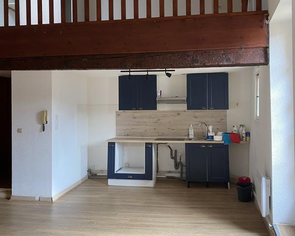 Appartement à louer 530 € CC CARCASSONNE 2 p 56 m² DPE D
