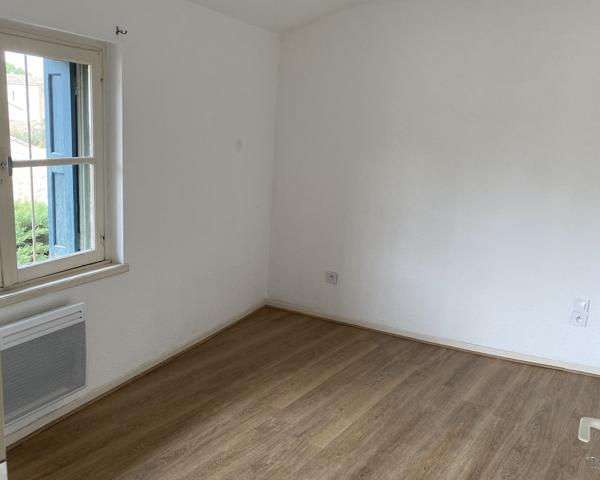 Appartement à louer 530 € CC CARCASSONNE 2 p 56 m² DPE D