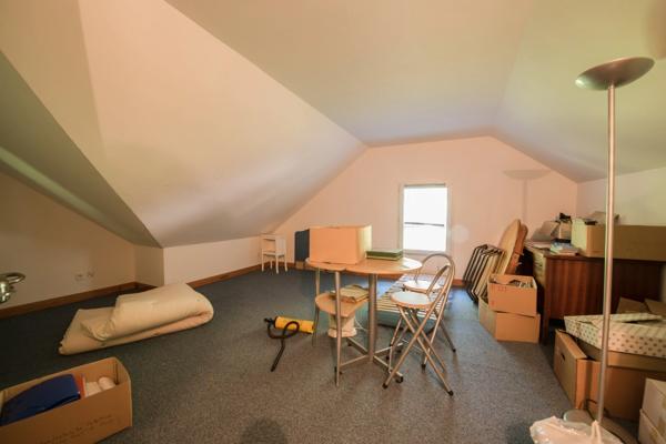 Grande maison familiale de 230m² avec 7 chambres au Domaine de Carheil à Plessé