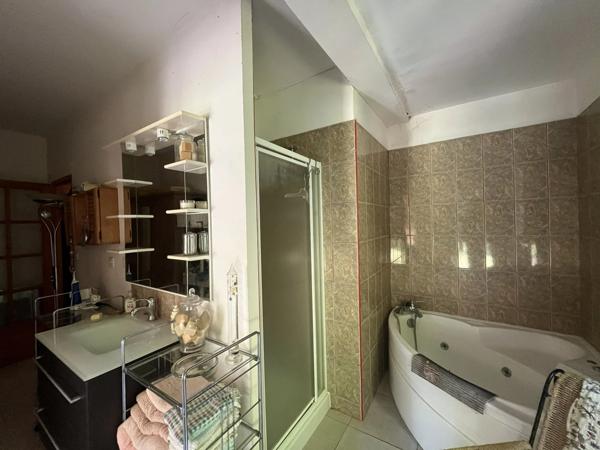 Grande maison familiale de 230m² avec 7 chambres au Domaine de Carheil à Plessé