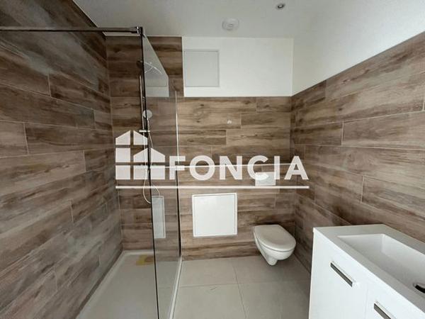 Location Appartement 4 pièces 116.9 m² - 1187 RUE DES BOIS Chambery 73000