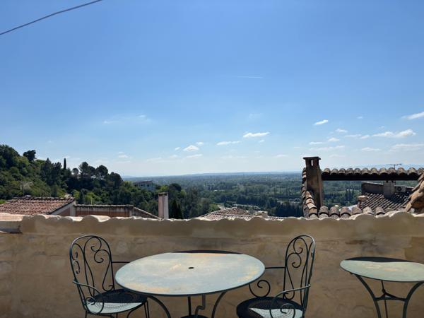 Les Angles (30133) LES ANGLES,GARD, AU COEUR DU VIEUX VILLAGE, MAISON DE CHARME AVEC VUE, TERRASSE, CAVE