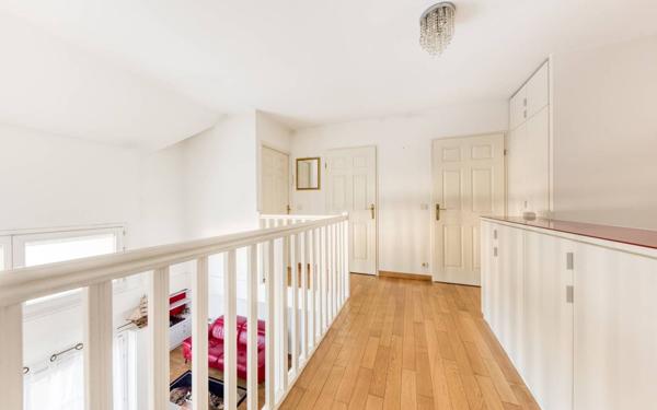 Appartement à vendre    3 pièces • 90,40 m2 Émerainville