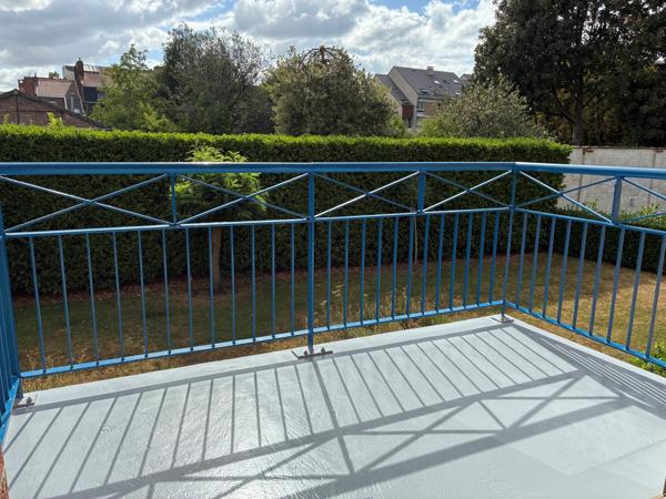 CENTRE VILLE T4 78M² AVEC GRAND BALCON ET PARKING EN CARPORT CROIX