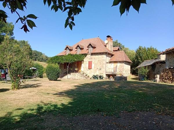 Maison à vendre 189 792 € Rouffiac 6 p 177 m² DPE E