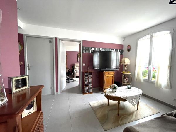La Roque, appartement T3 avec terrasse et garage