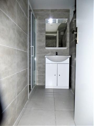 Bordeaux (33000) APPARTEMENT 2 PIECES DANS IMMEUBLE EN PIERRE A BORDEAUX SAINT BRUNO