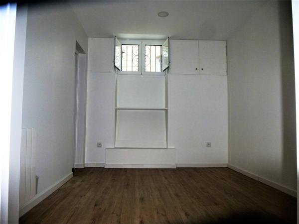 Bordeaux (33000) APPARTEMENT 2 PIECES DANS IMMEUBLE EN PIERRE A BORDEAUX SAINT BRUNO
