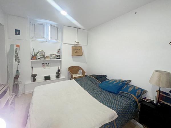 Bordeaux (33000) APPARTEMENT 2 PIECES DANS IMMEUBLE EN PIERRE A BORDEAUX SAINT BRUNO