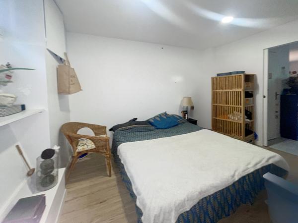 Bordeaux (33000) APPARTEMENT 2 PIECES DANS IMMEUBLE EN PIERRE A BORDEAUX SAINT BRUNO