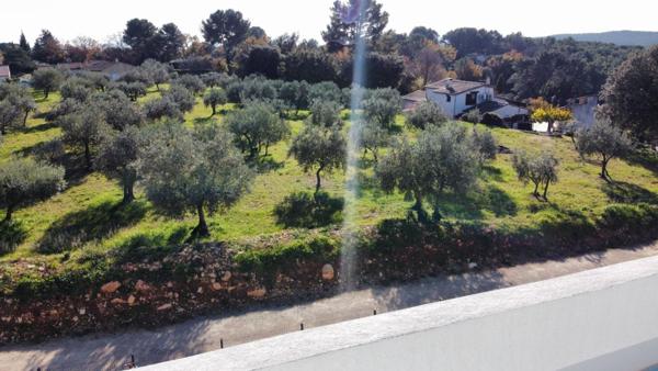 Flayosc - Maison contemporaine neuve à personnaliser dans un environnement calme