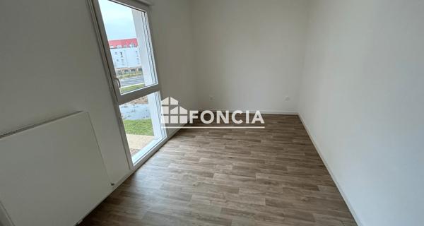 Location Appartement 4 pièces 79.37 m² - Corbeil-essonnes 91100