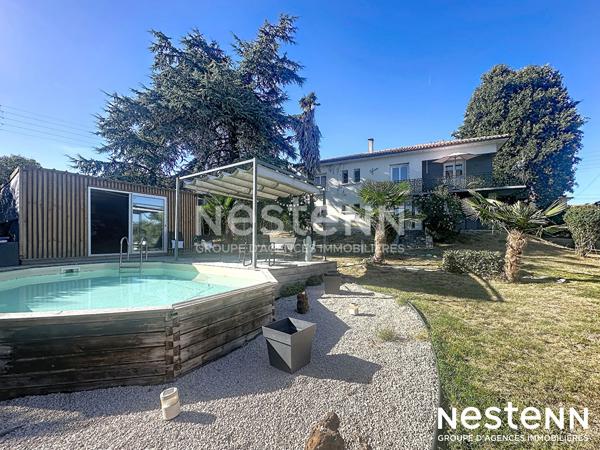 A vendre Maison Masseube 4 chambres 145.5 m2 avec piscine, salle de sport, garage, terrain arboré et cloturé