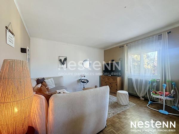 A vendre Maison Masseube 4 chambres 145.5 m2 avec piscine, salle de sport, garage, terrain arboré et cloturé