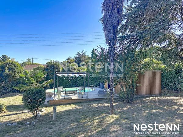 A vendre Maison Masseube 4 chambres 145.5 m2 avec piscine, salle de sport, garage, terrain arboré et cloturé