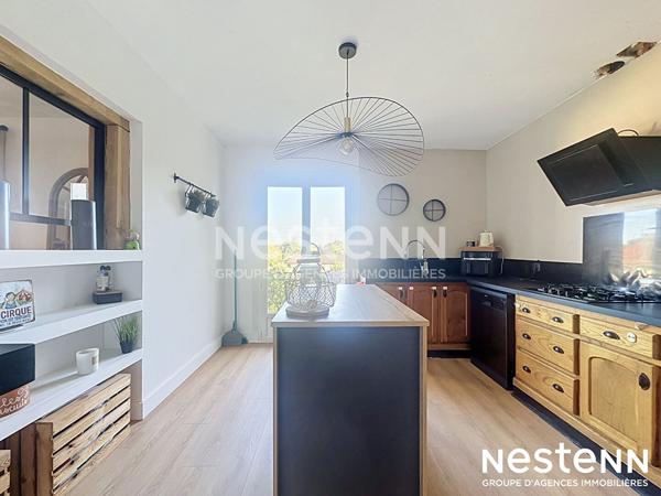A vendre Maison Masseube 4 chambres 145.5 m2 avec piscine, salle de sport, garage, terrain arboré et cloturé