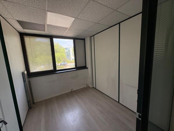 Local 76m² à louer - SUD d'Aix-en-Provence
