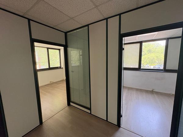 Local 76m² à louer - SUD d'Aix-en-Provence