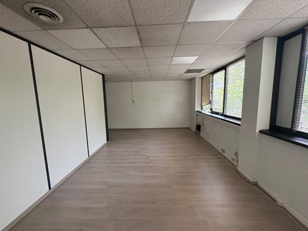 Local 76m² à louer - SUD d'Aix-en-Provence