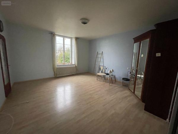 Propriete à vendre à Juvigny-Val-d'Andaine dans l'Orne (61140), ref : 574