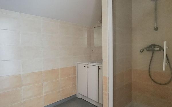 Appartement à louer    3 pièces • 51,46 m2 Jussac