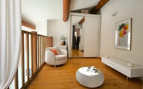 Maison à vendre    4 pièces •  La Calmette